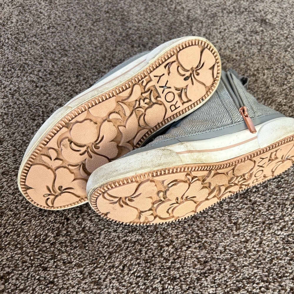 Roxy Zip Shoes - Picture 3 of 4